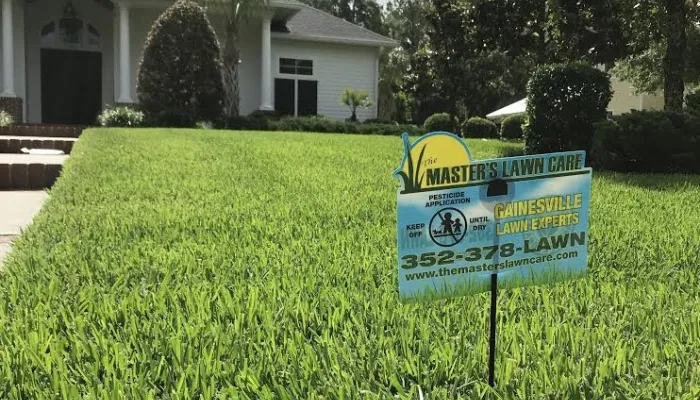 Keep Your Landscape Fresh With These Lawn Care Essentials in the Alachua and Gainesville, FL Areas