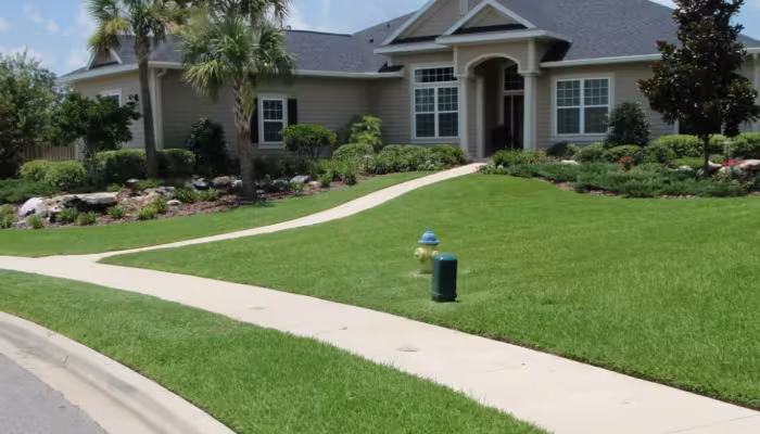 Enjoy Low-Maintenance Surroundings When You Hire Lawn Care Services in the Jonesville and High Springs, FL Areas