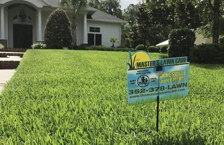 Keep Your Landscape Fresh With These Lawn Care Essentials in the Alachua and Gainesville, FL Areas